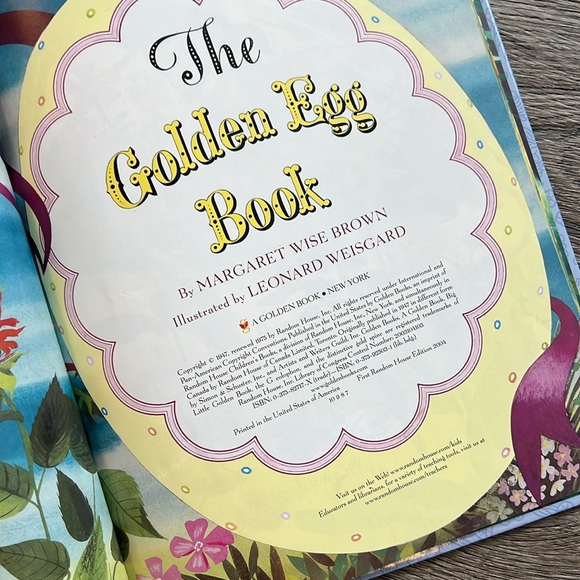 VINTAGE Y2K little golden book The Golden Egg Book! By Margaret Wise Brown 2004 - Picture 4 of 11
